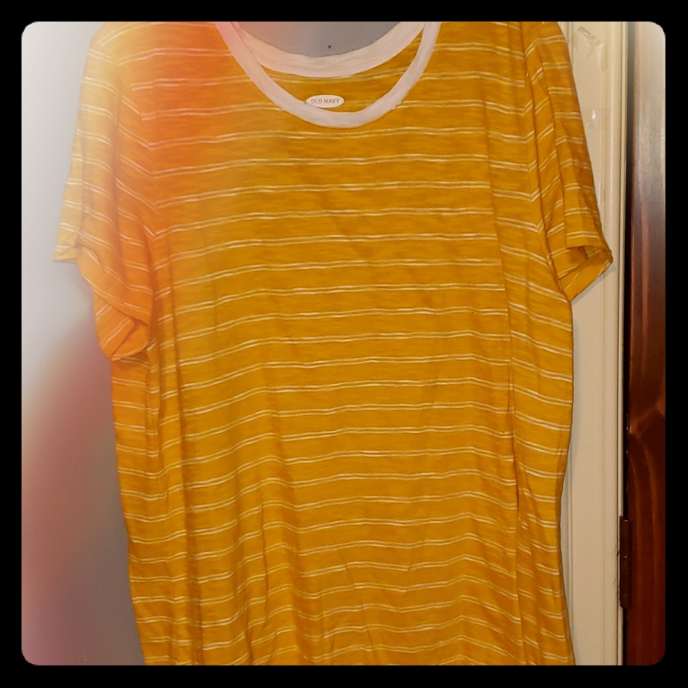 Old Navy Tee